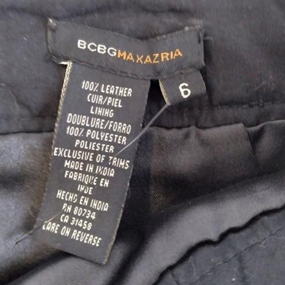 BCBG Maxazria leather mini skirt. So cool! Amazing Condition - Picture 5 of 8